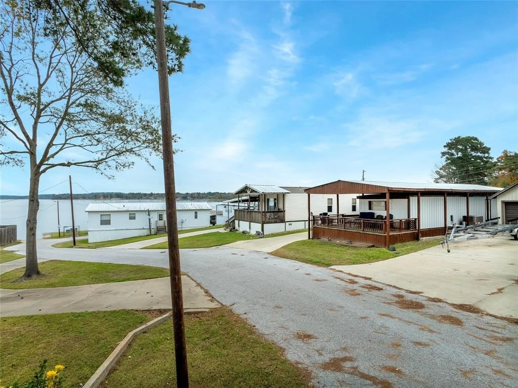 Photo of 176 N Panuco Drive
