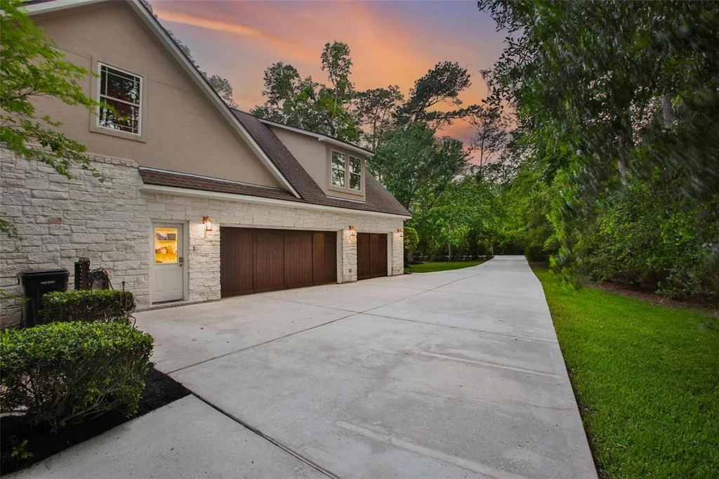 Photo of 28 Lake Forest Drive