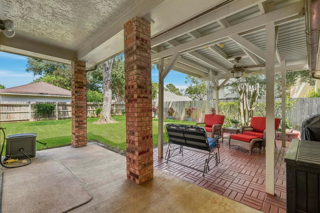 Photo of 23027 Red River Drive
