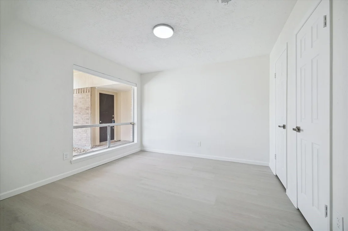Photo of 9742 Shell Rock Road