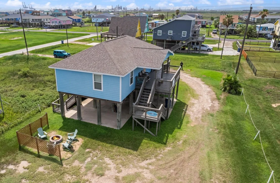 Photo of 818 Surf Drive