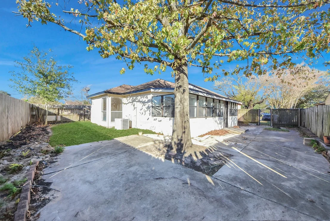 Photo of 7439 Kite Hill Drive