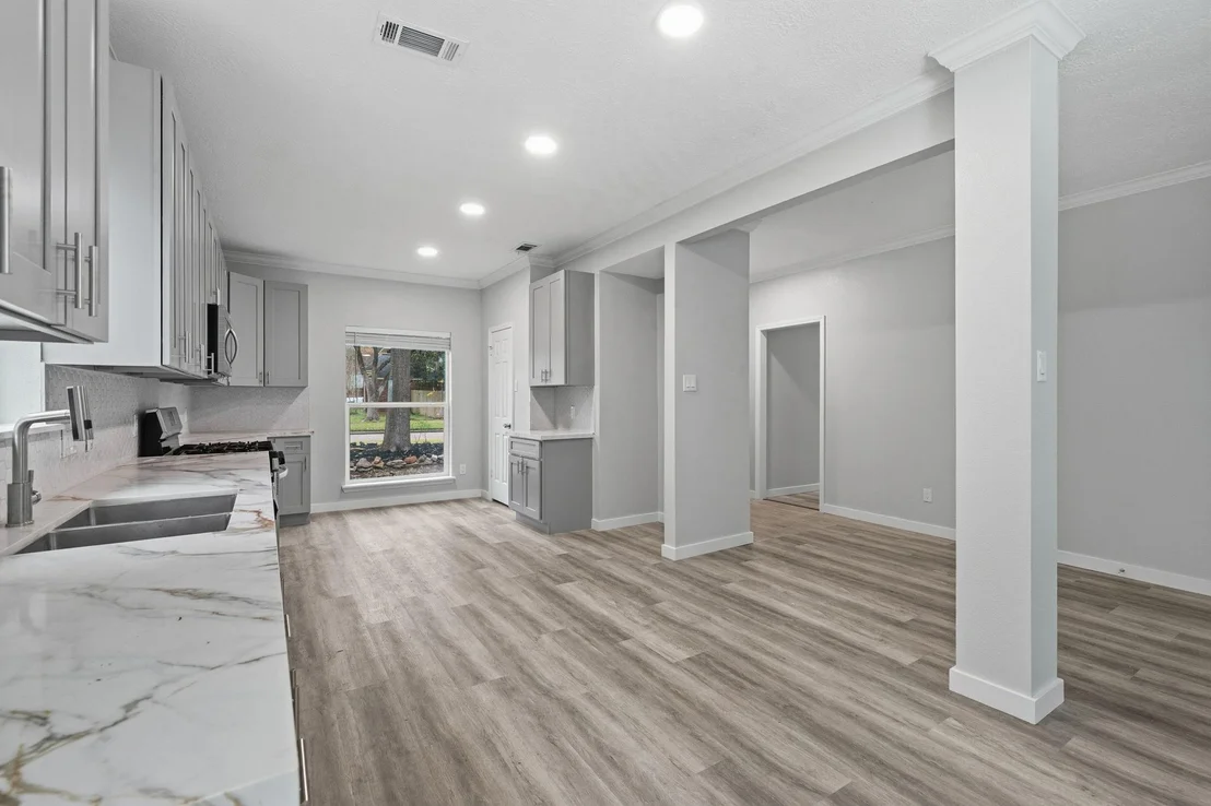 Photo of 5411 Shady Maple Drive