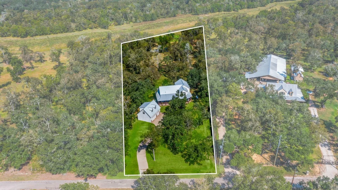 Photo of 7411 Creek Drive