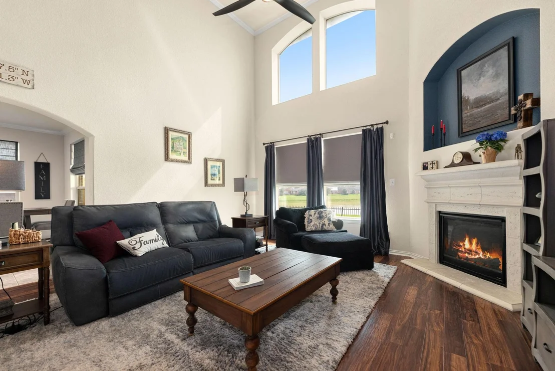 Photo of 2303 Crescent Water