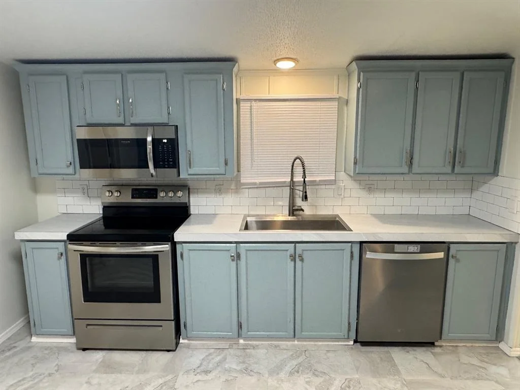 Photo of 16277 Wild Oak Lane