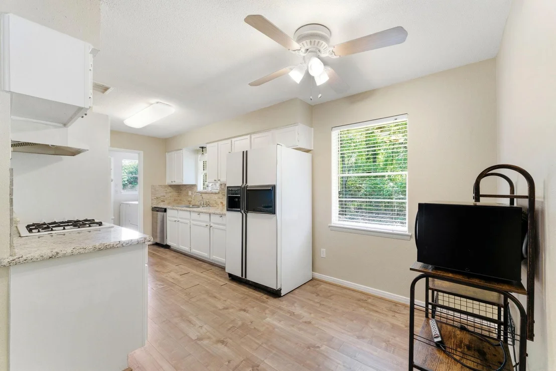 Photo of 10820 Longleaf Drive