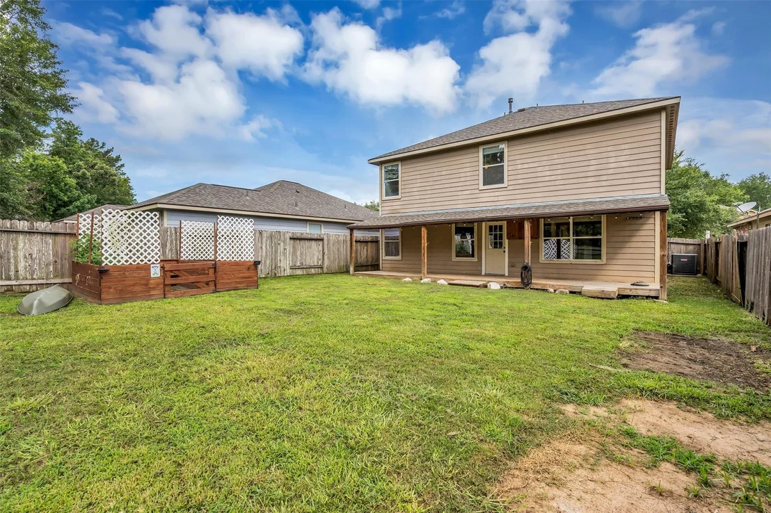 Photo of 9738 Gulfstream Drive