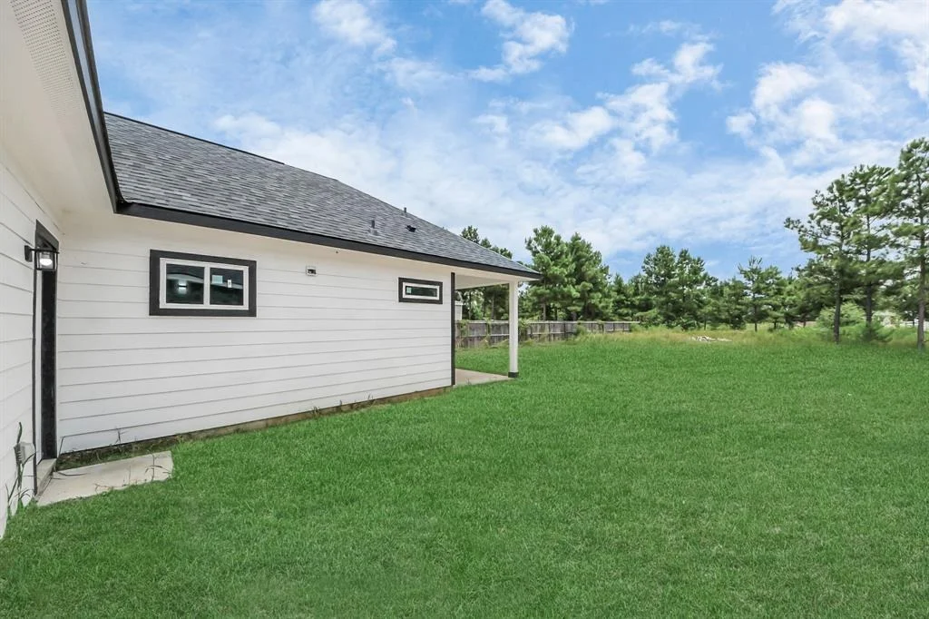 Photo of 382 Road 5704