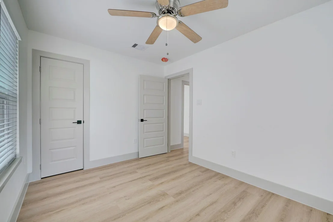 Photo of 4419 Botany Lane