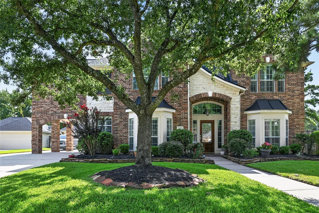 Photo of 10111 Earlington Manor Drive