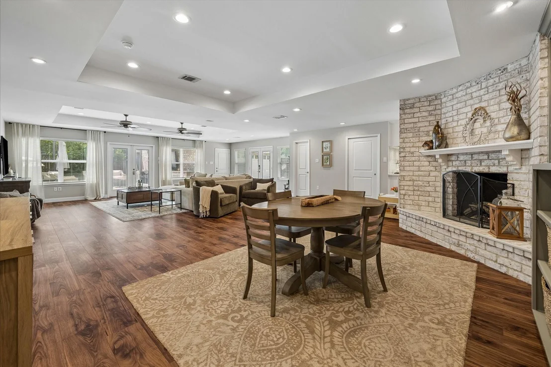 Photo of 2011 Willowmoss Court