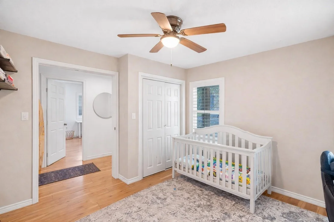 Photo of 102 Enchanted Oaks Court