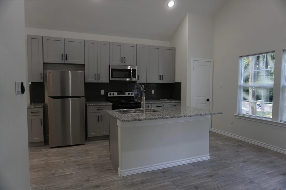 Photo of 10002 Calendar Street
