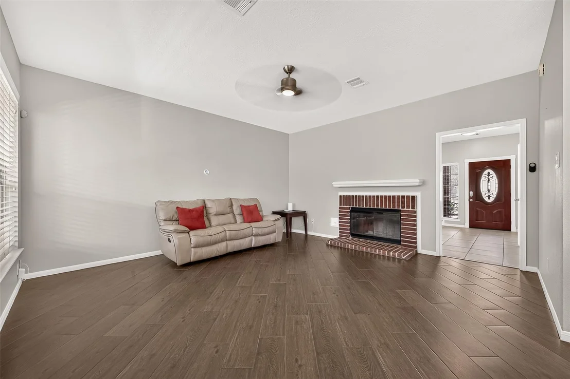 Photo of 10207 Tablerock Drive