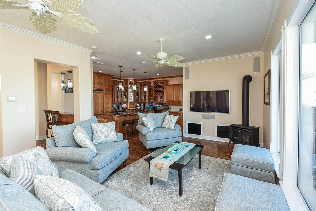 Photo of 313 Harborside Circle