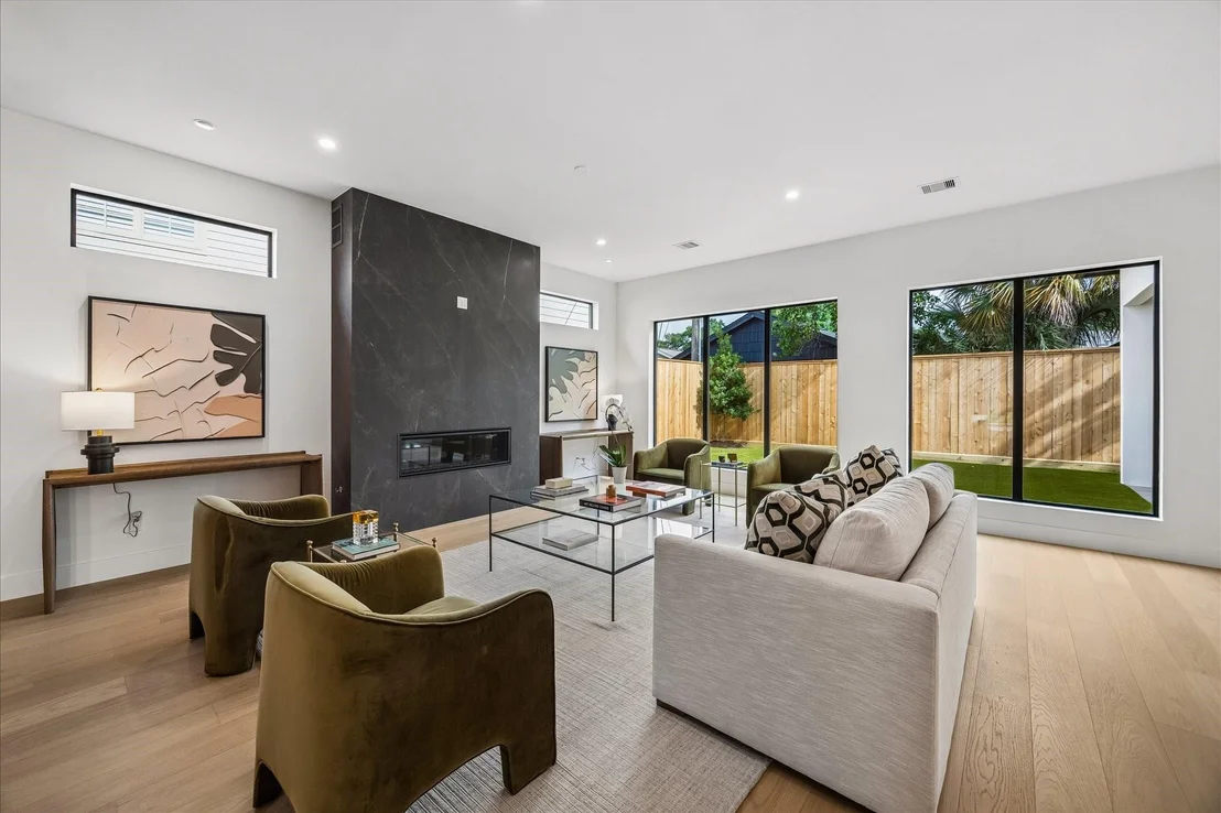 Photo of 6213 Overbrook Lane