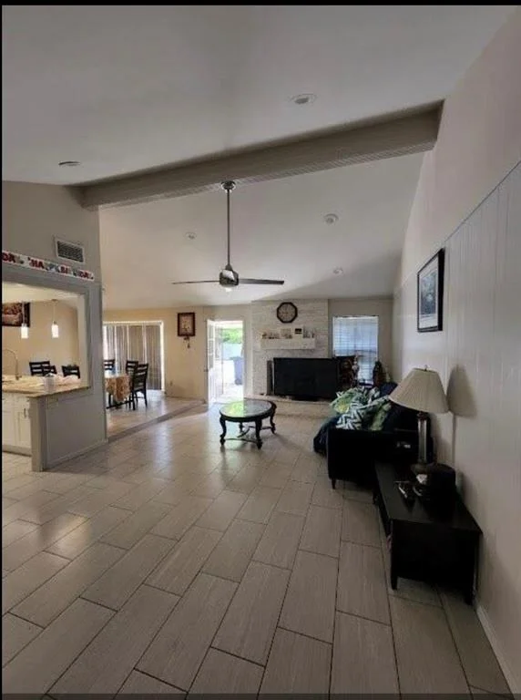 Photo of 9006 Roos Road