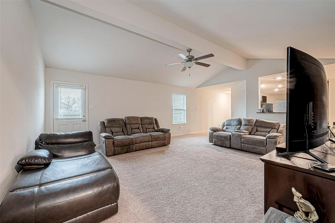 Photo of 9915 Garnet Grove Drive