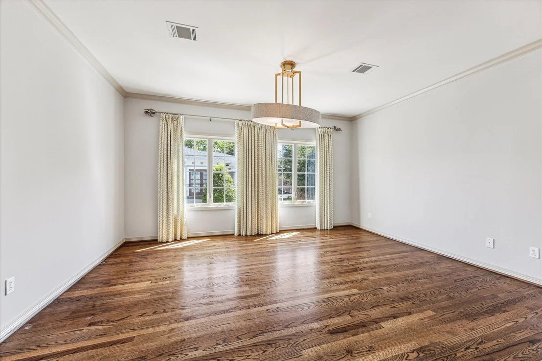 Photo of 1 Exbury Way