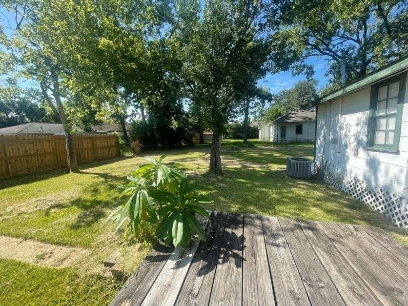 Photo of 909 Cedar Street
