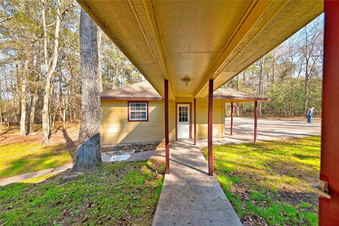 Photo of 15823 Stagecoach Road