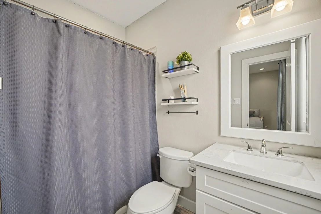 Photo of 1156 Wycliffe Drive