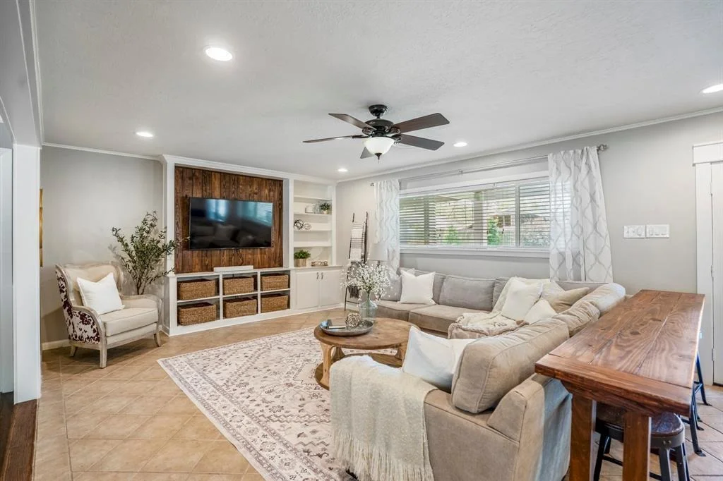 Photo of 10207 Chatterton Drive