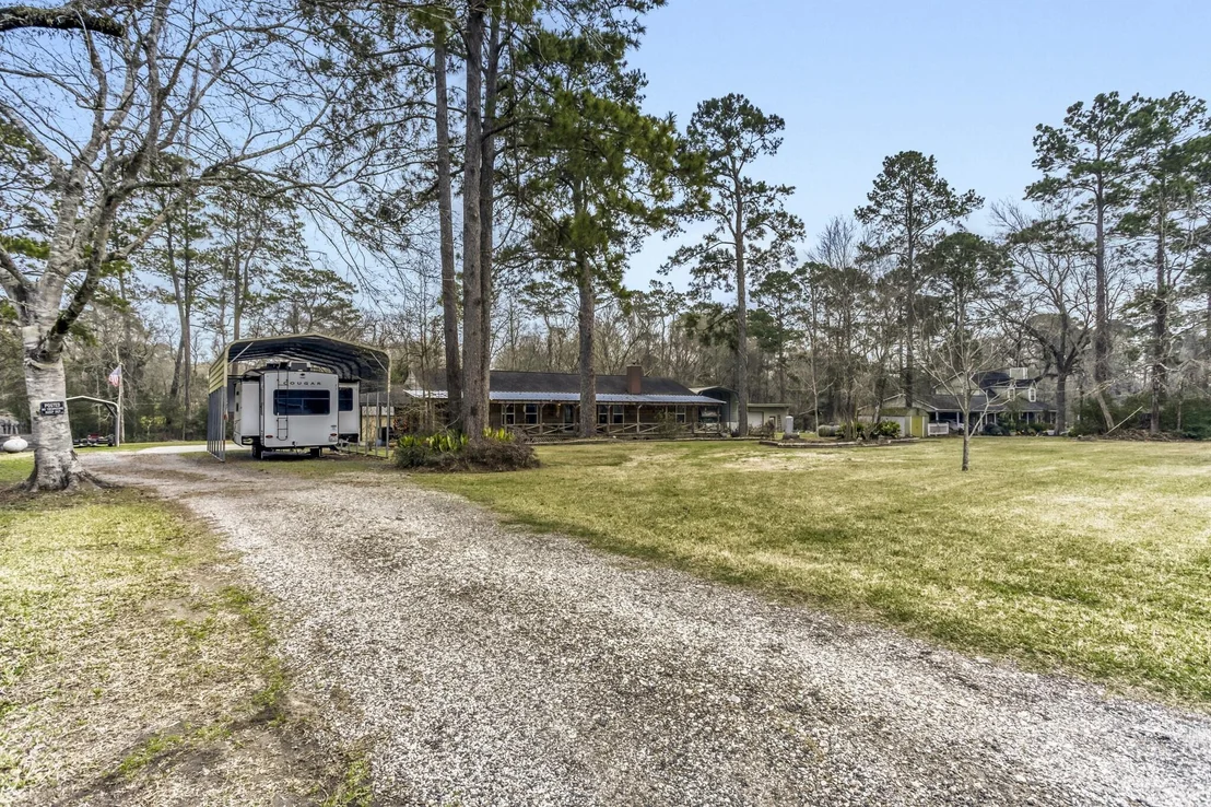 Photo of 414 County Road 4011