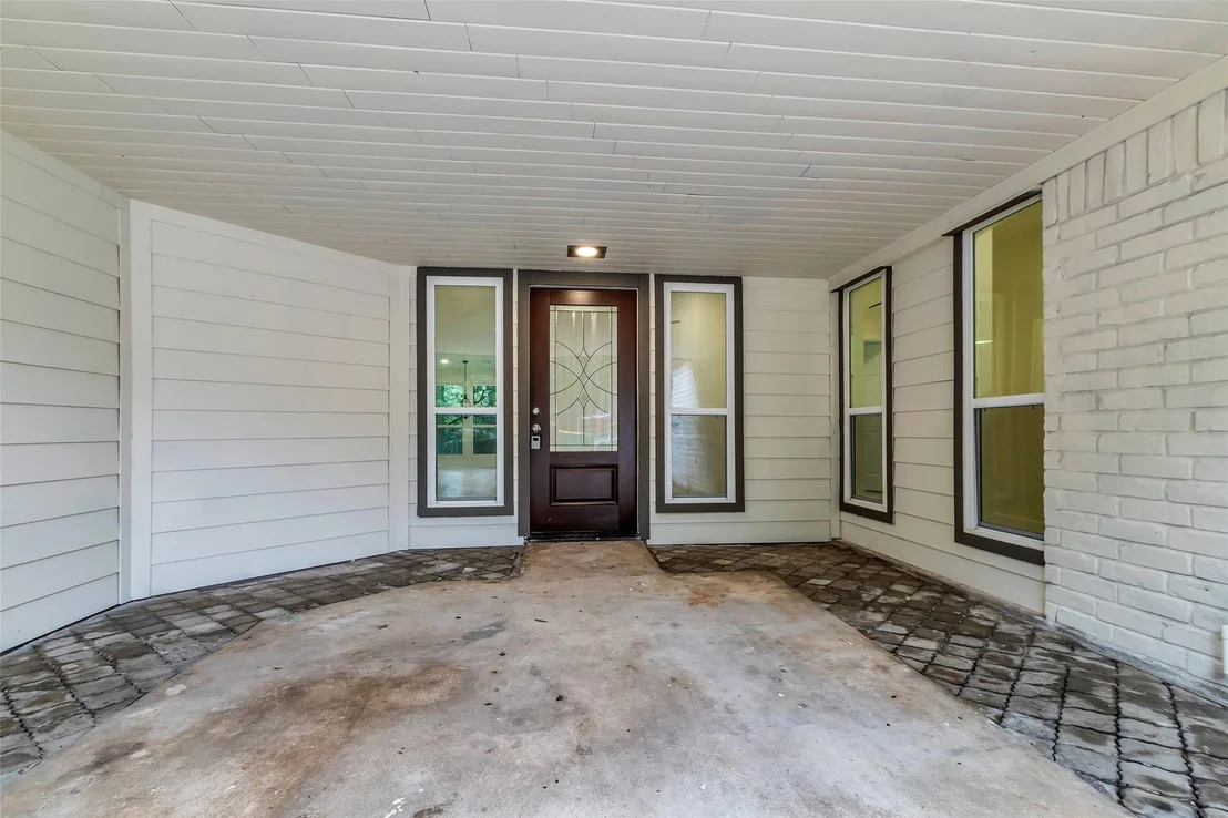 Photo of 1602 Pine Oak Drive