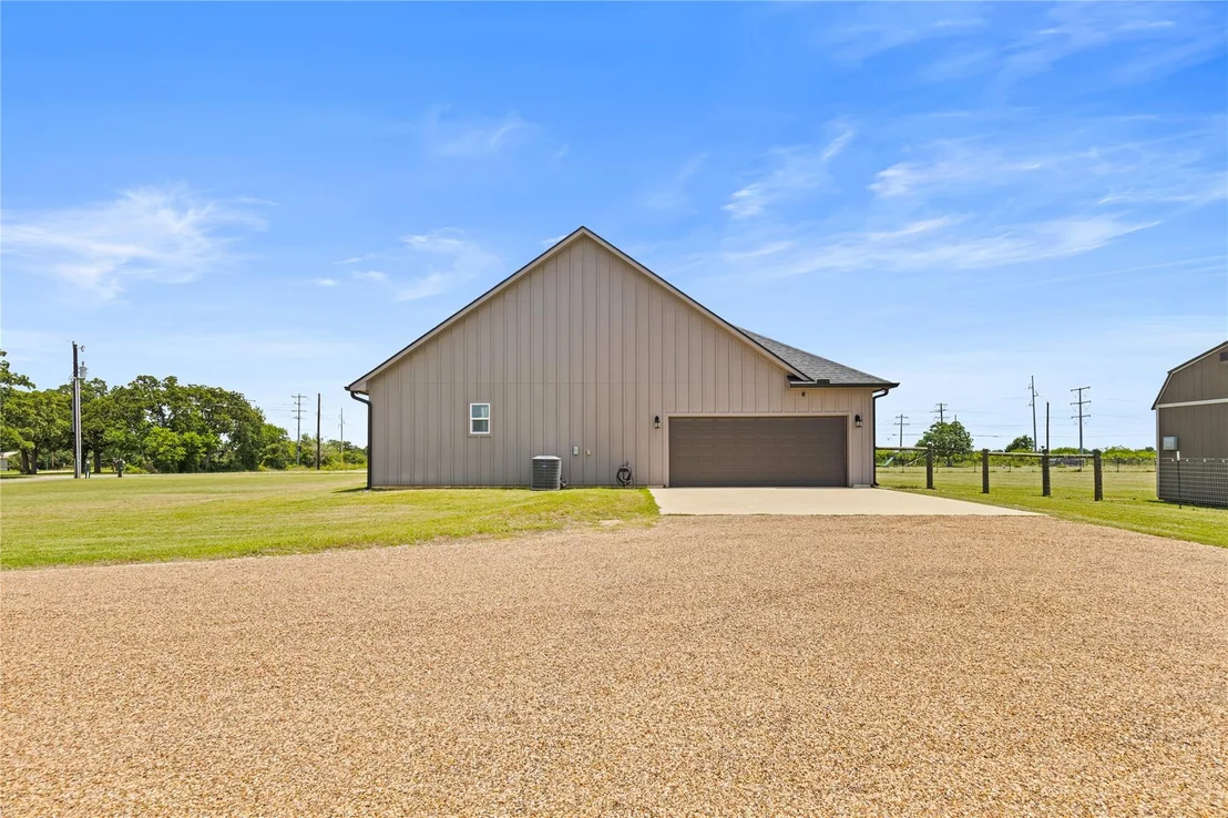 Photo of 5213 County Road 127