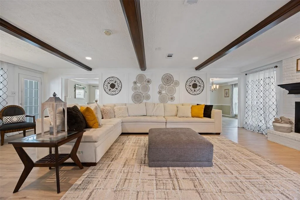 Photo of 6607 Saffron Hills Drive