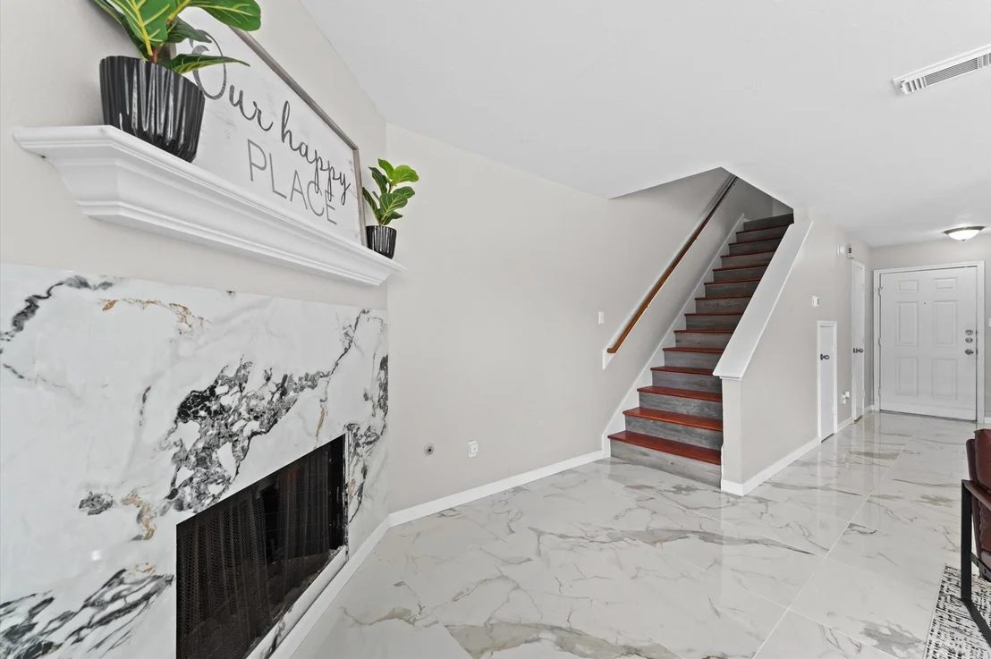 Photo of 16102 Mesa Boulevard