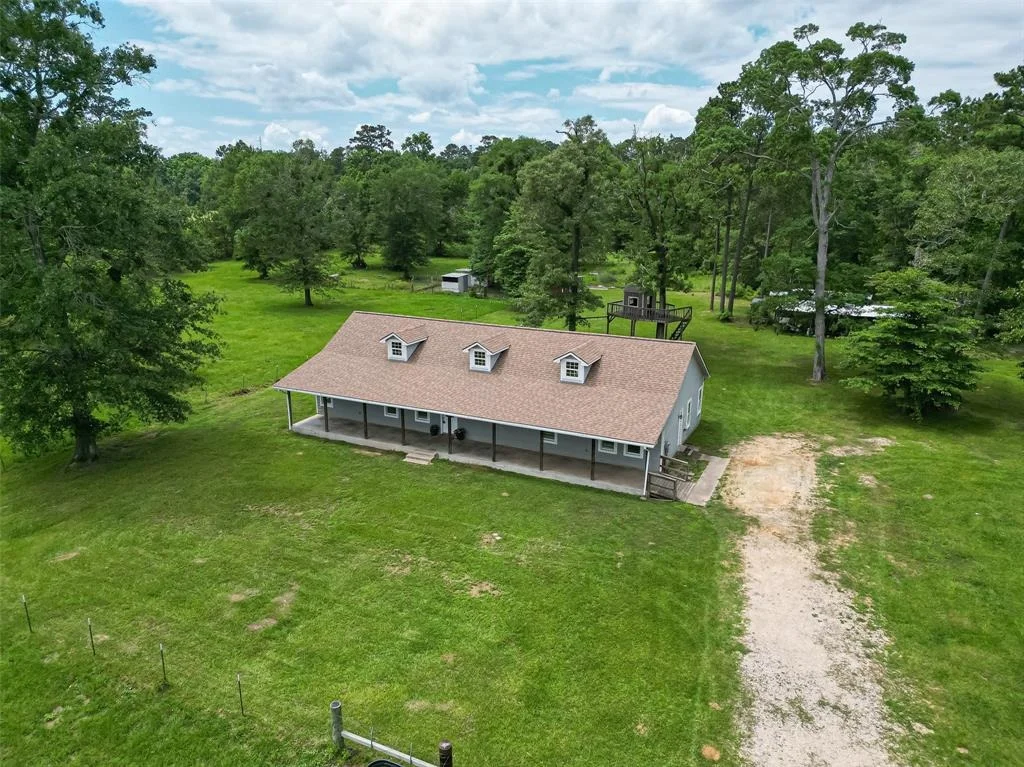 Photo of 5396 Duff Road