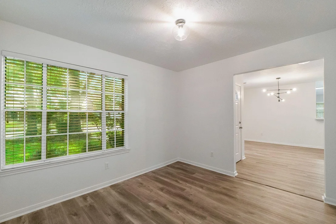 Photo of 31115 Perlican Drive