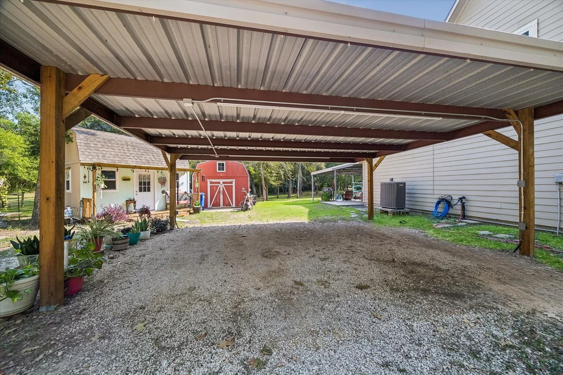 Photo of 641 County Road 404