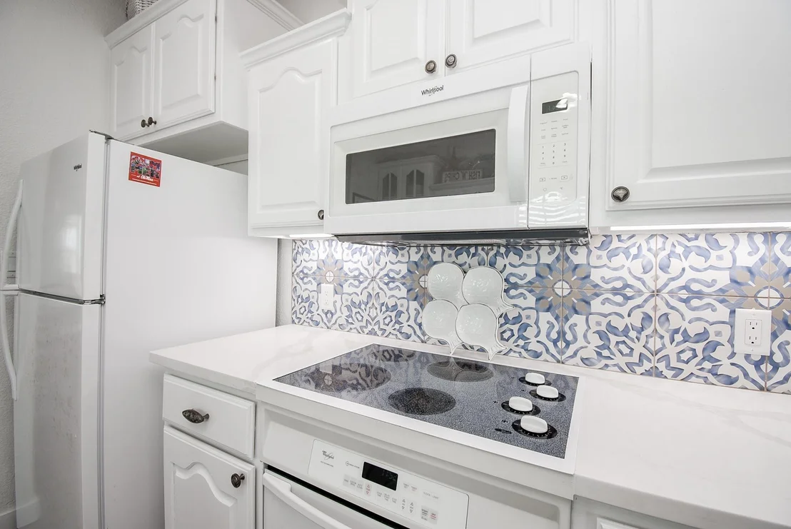 Photo of 1504 W Bayshore Drive