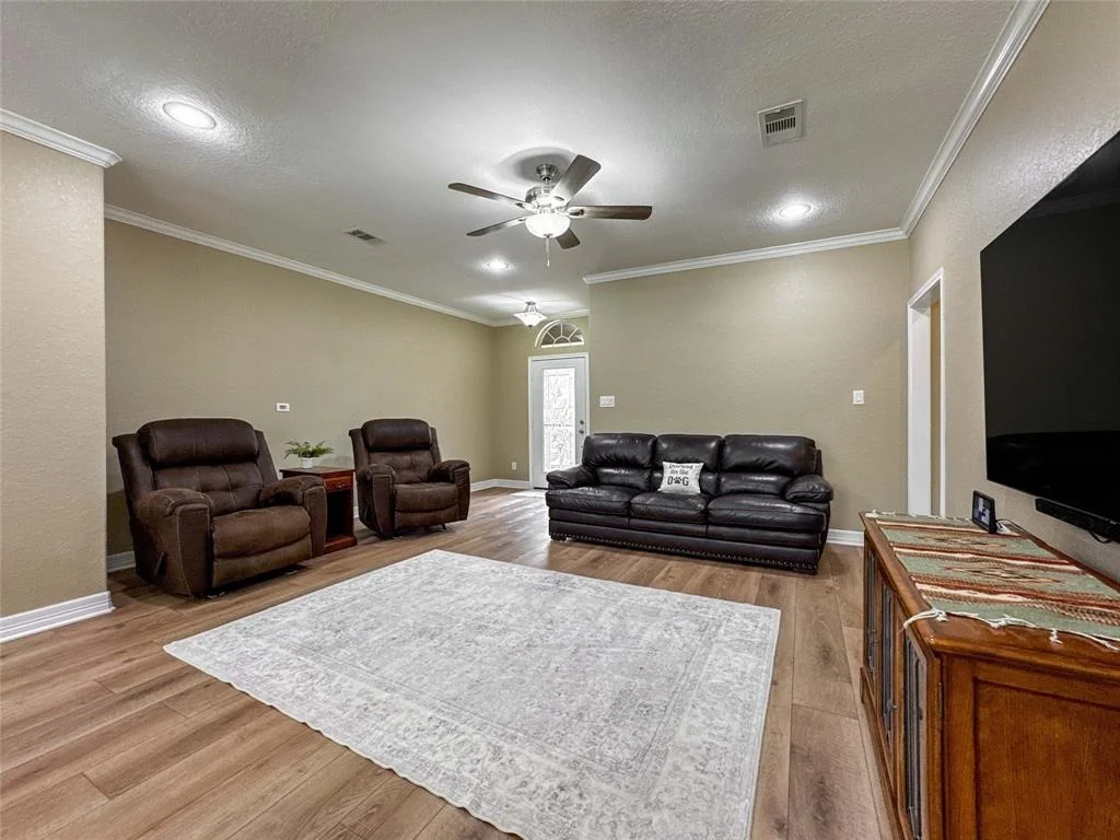 Photo of 15229 Cedar Street