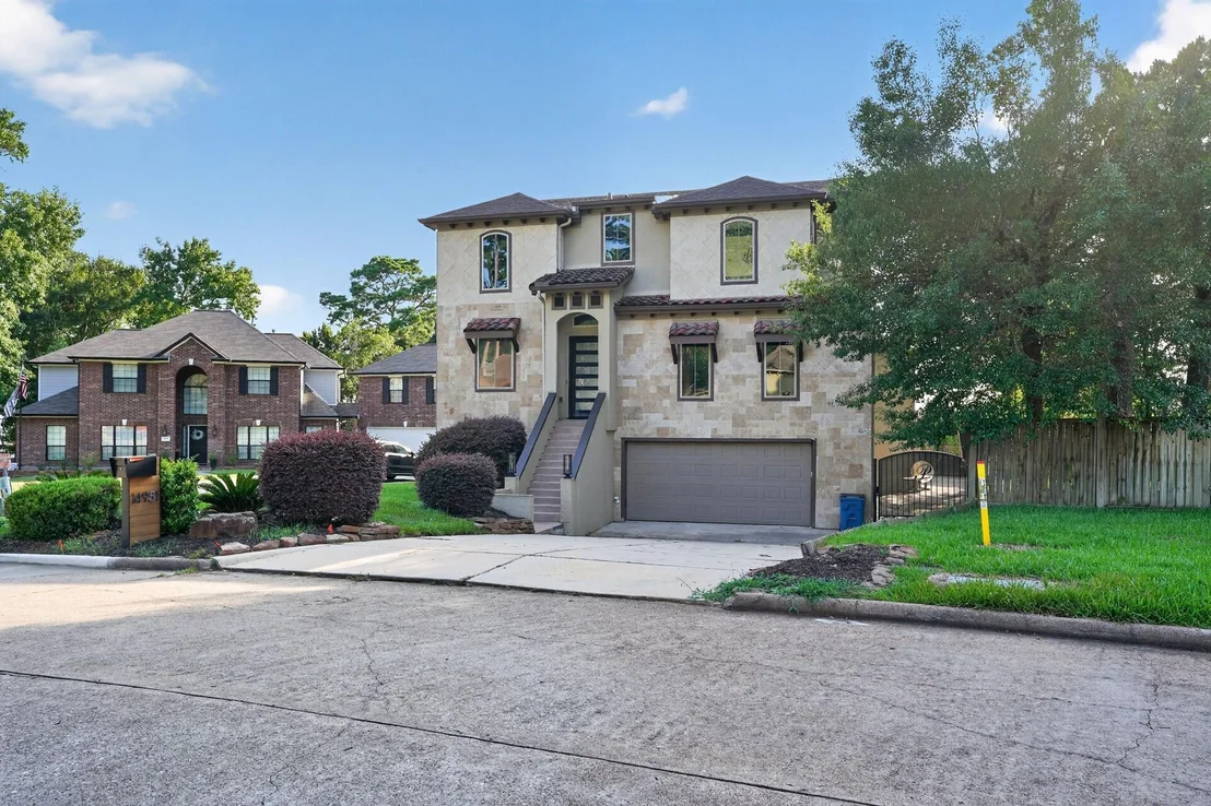 Photo of 14951 Pollux Drive