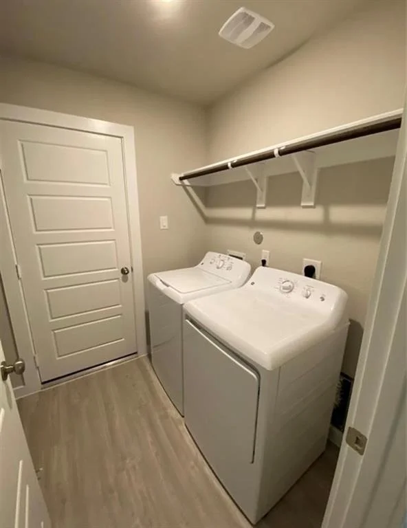 Photo of 3231 Spanish Oak