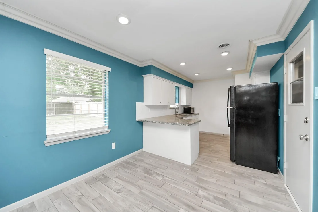 Photo of 5815 Effingham Drive