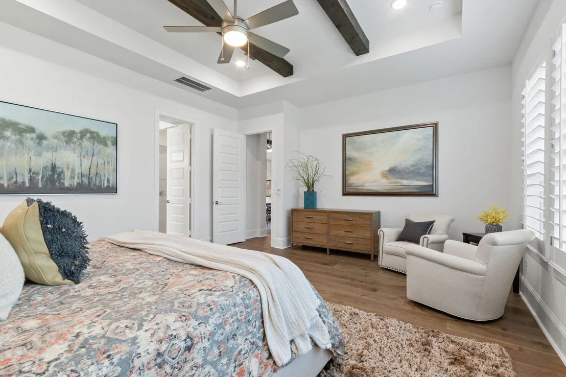 Photo of 902 Falcon Hollow Lane