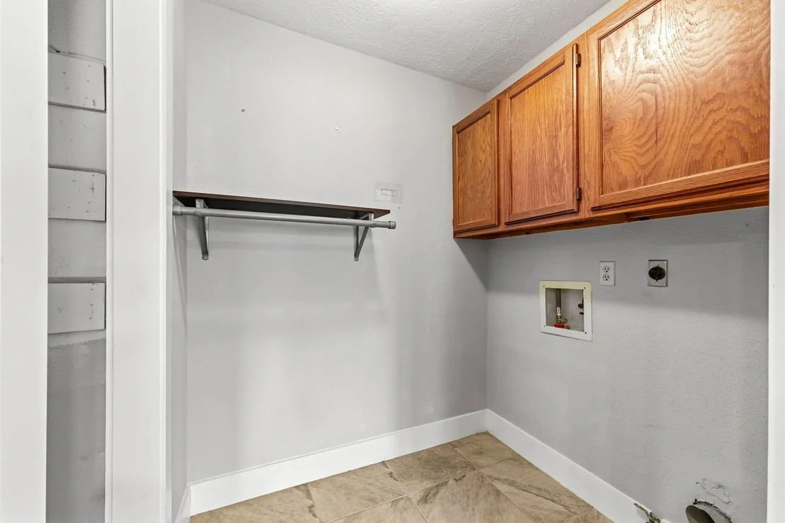 Photo of 1410 Park Wind Drive