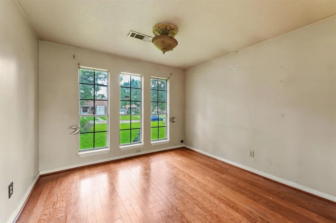 Photo of 4704 Coachman Drive