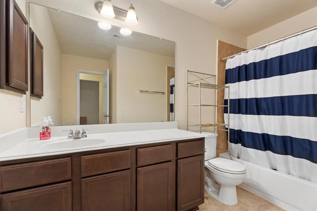 Photo of 2528 Magnolia Fair Way