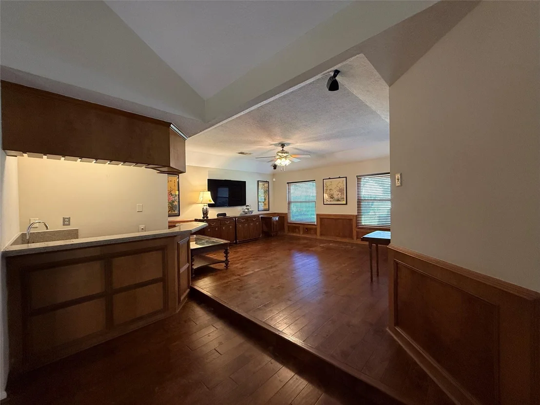 Photo of 1222 Bittersweet Drive