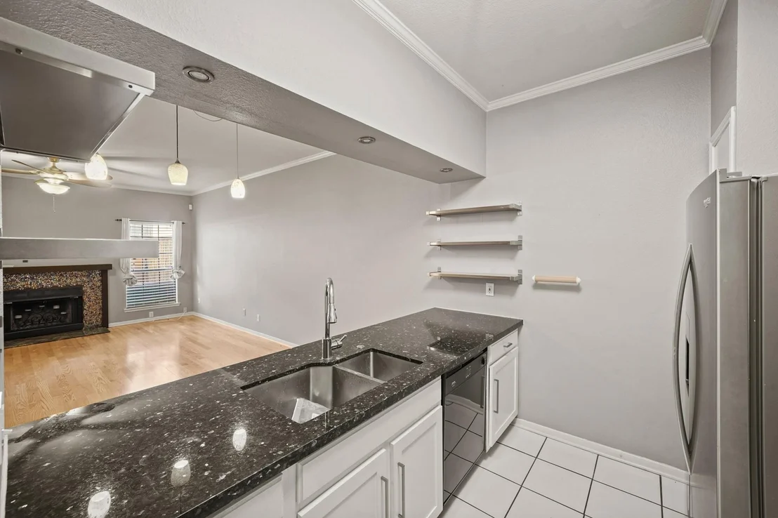 Photo of Unit 306 at 3780 Tanglewilde Street