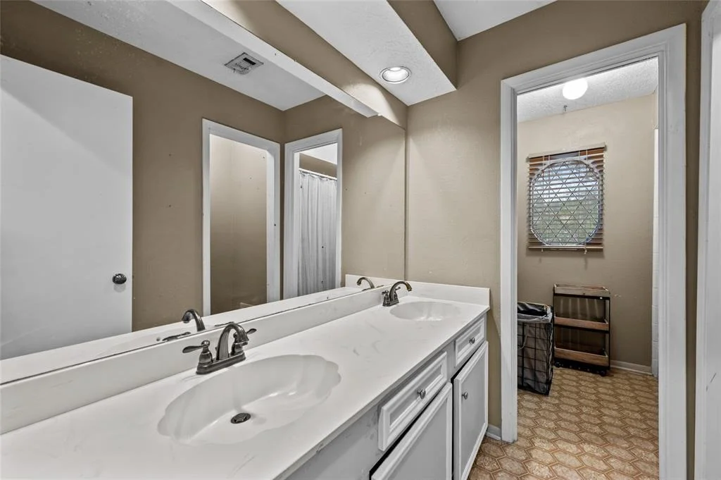 Photo of 4702 Gulfway Drive