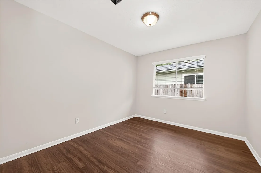 Photo of 28811 Stapleford Street