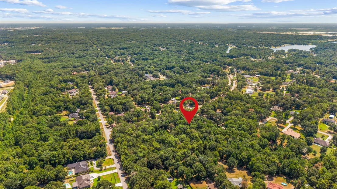 Photo of 19296 Riverwalk Drive